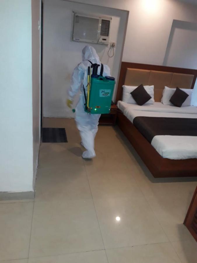 Lucky Hotel Goregaon Mumbai Eksteriør bilde