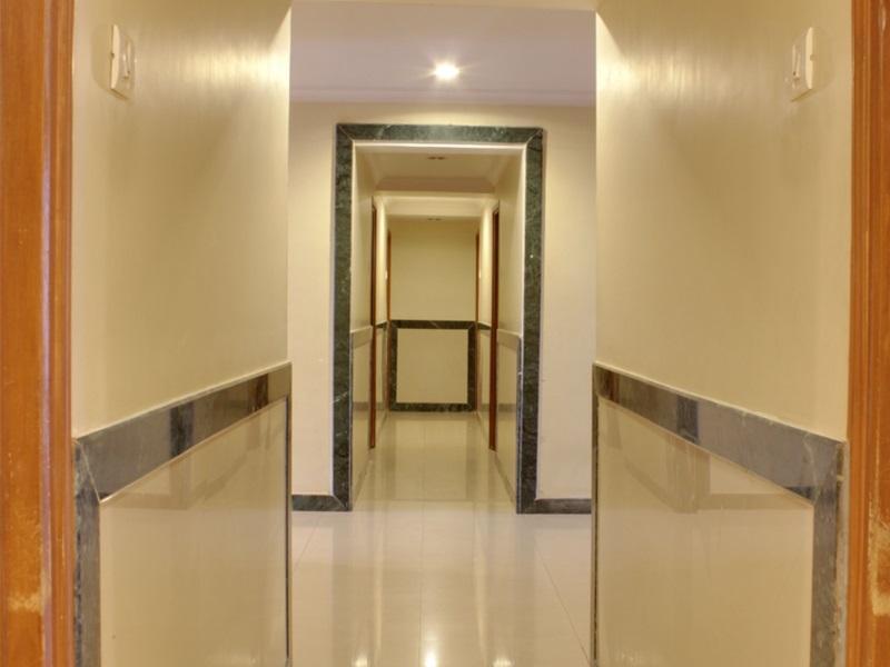 Lucky Hotel Goregaon Mumbai Eksteriør bilde
