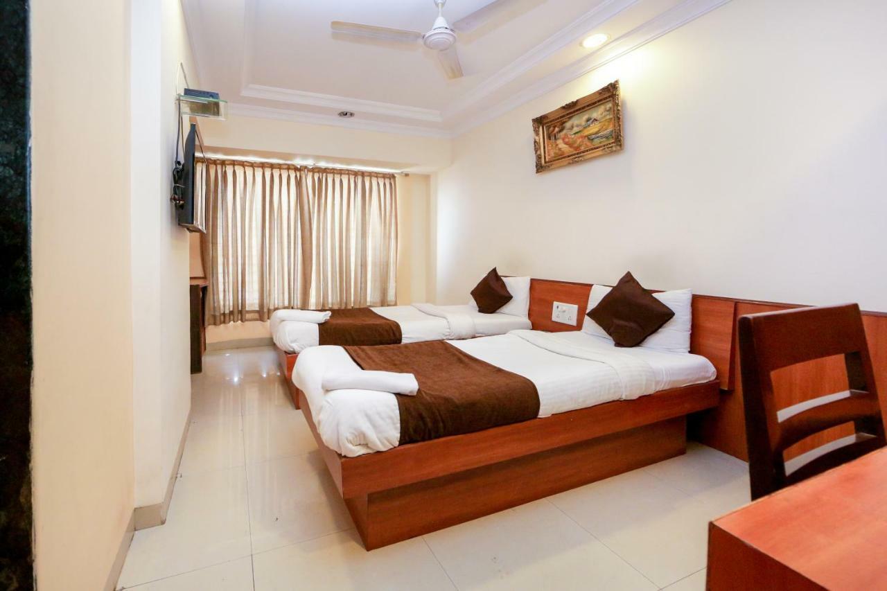 Lucky Hotel Goregaon Mumbai Eksteriør bilde